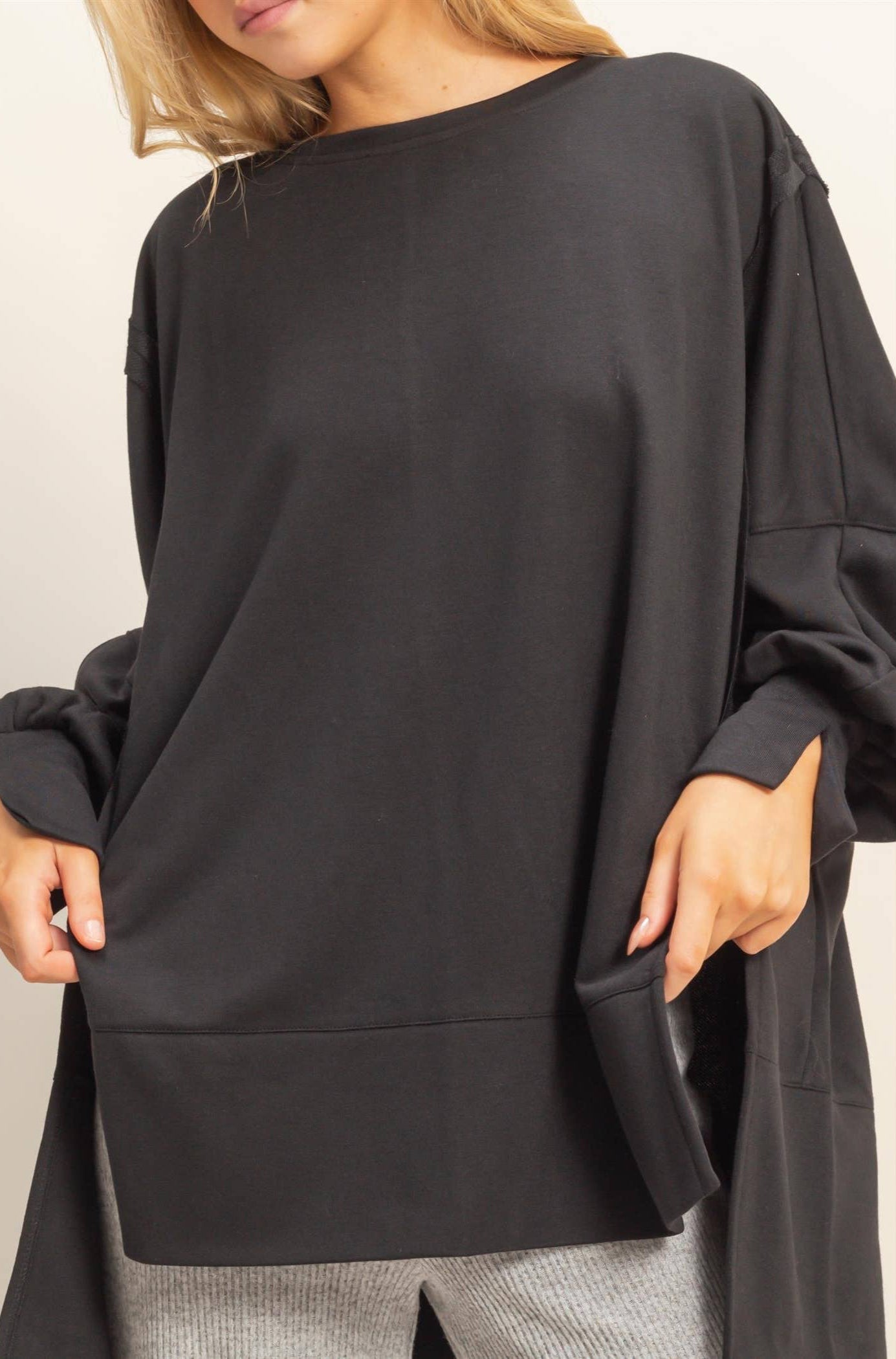 Oliva Oversized Unique Cuff Top ~ Black