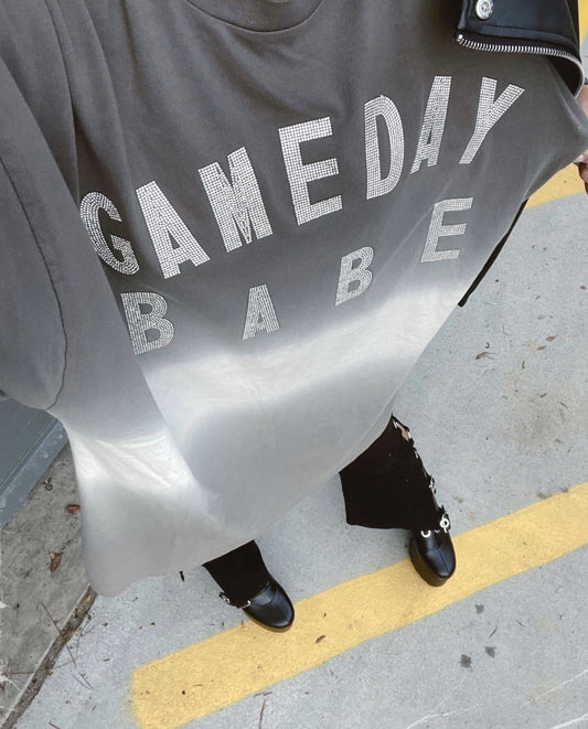 GAMEDAY BABE Graphic Pullover ~