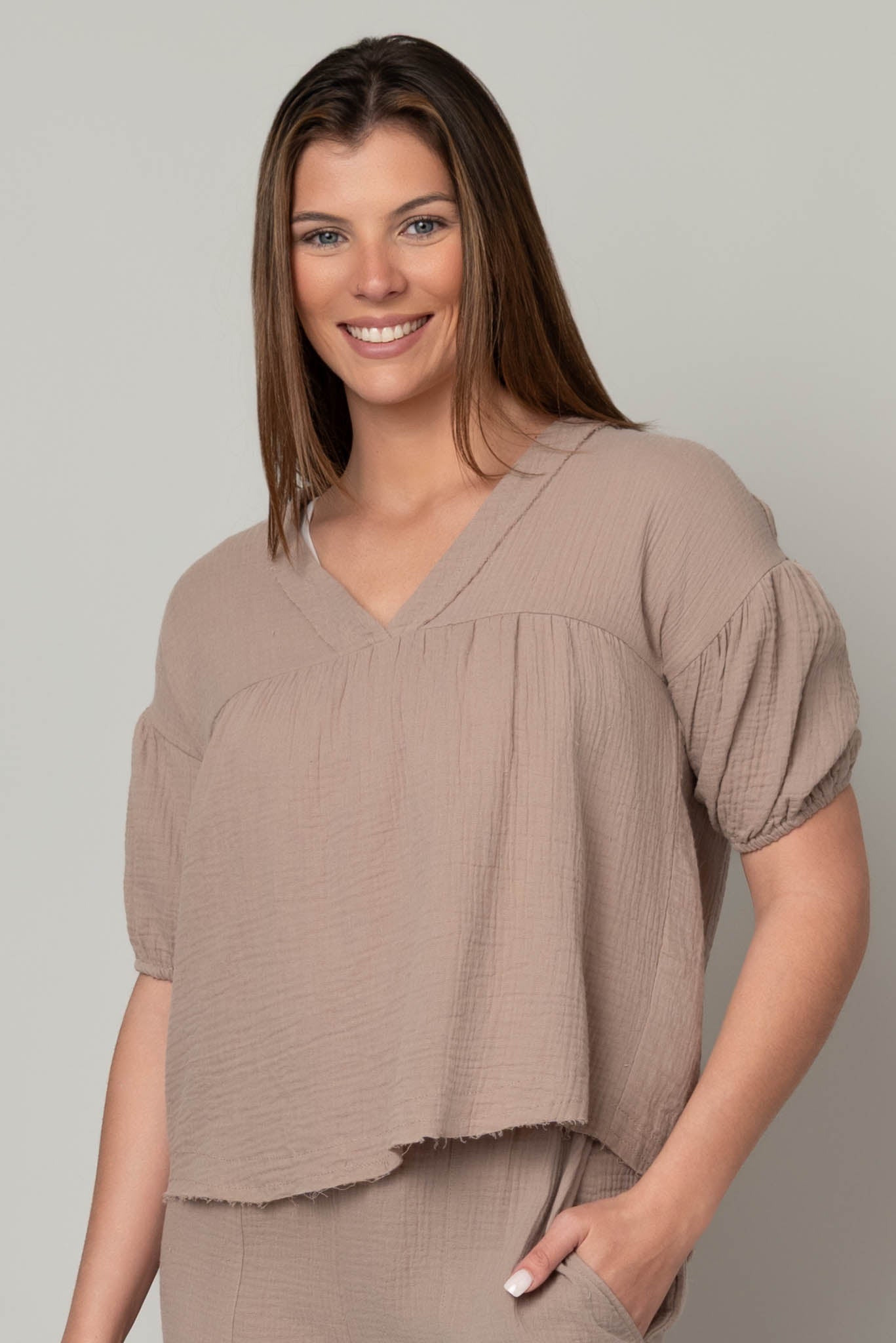Carrie Gauze V Neck Top ~ Mocha