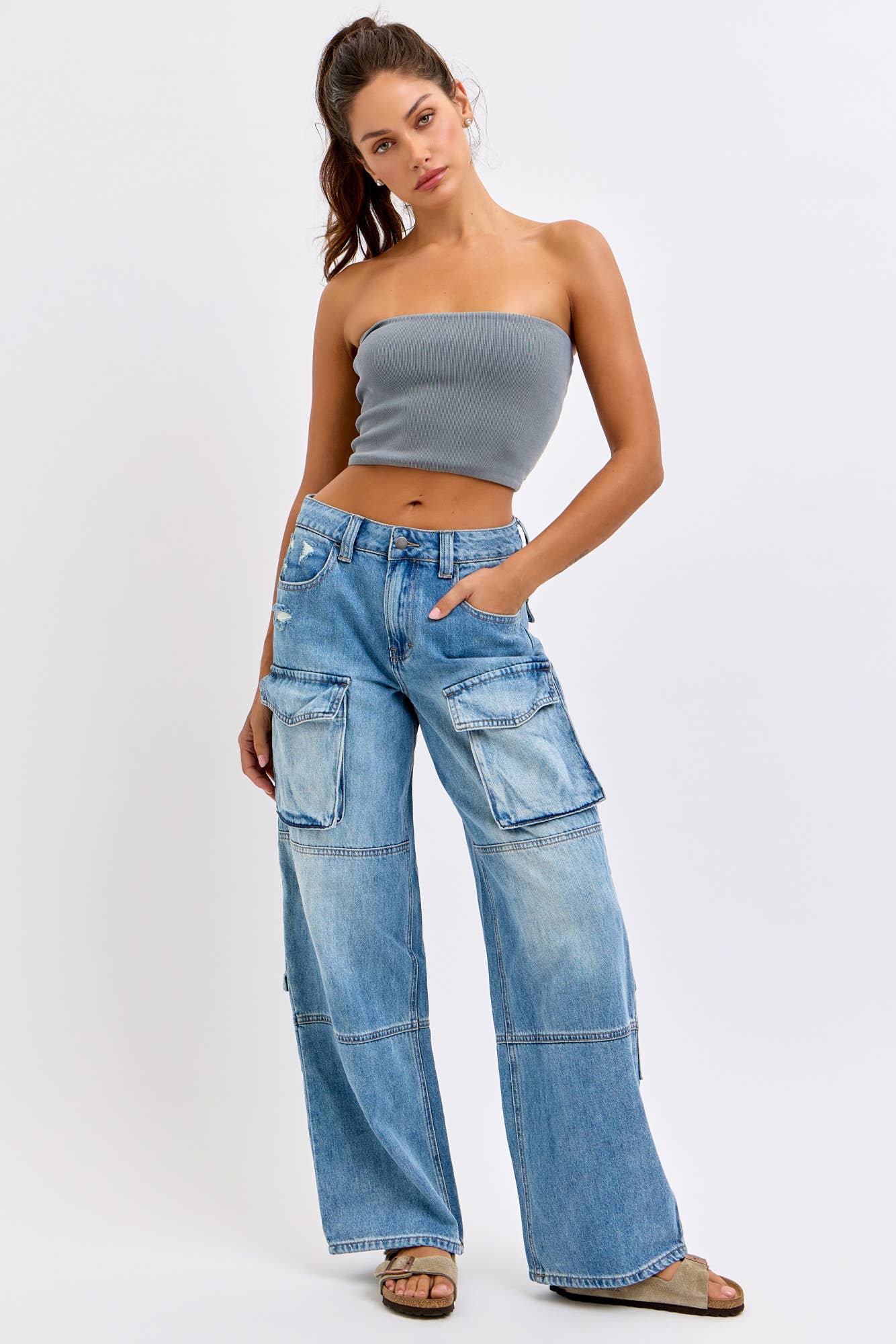 Margo Mid Rise Cargo Pocket Skater Jean ~ Light Denim