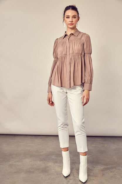 Donna Elastic Smocking Detail Top ~ Mushroom