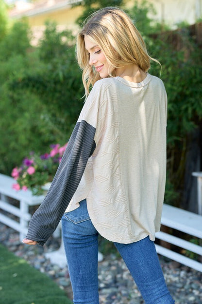 Sara Scoop Neck Pocket Top ~ Taupe