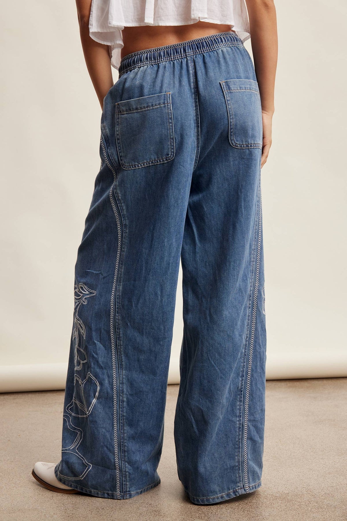 Emma Embroidered Wide Leg Denim Pants ~ Sunwash Blue
