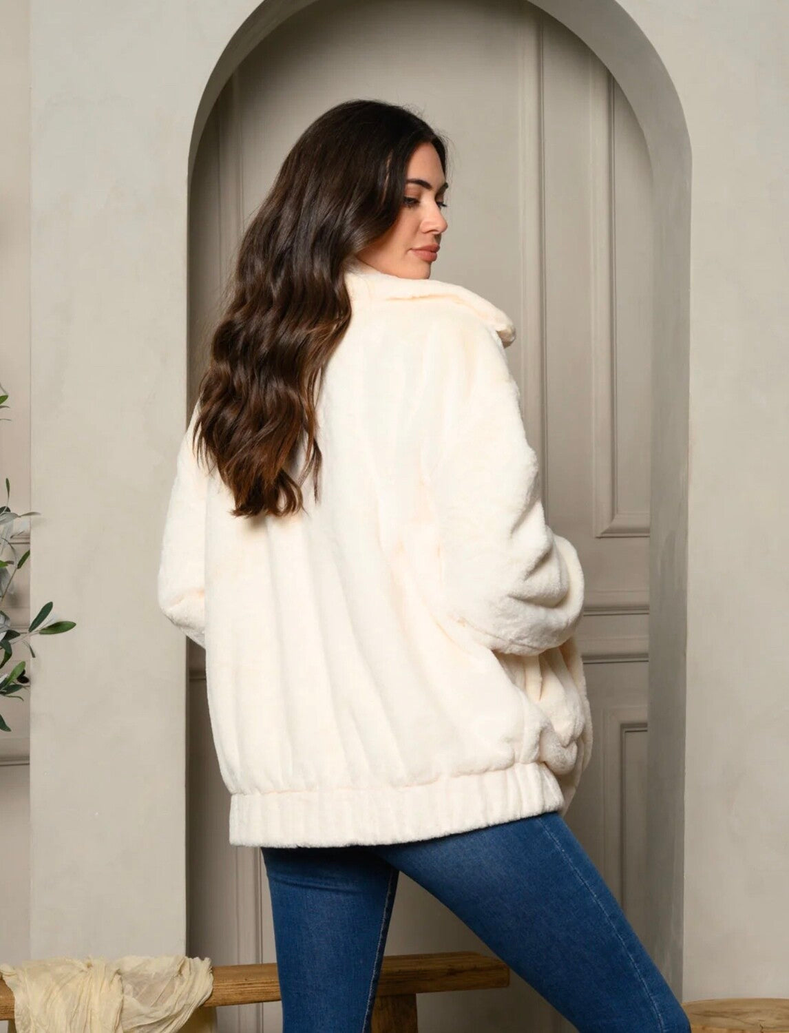 Kennedy Soft Fuzzy Collared Jacket ~ Ivory