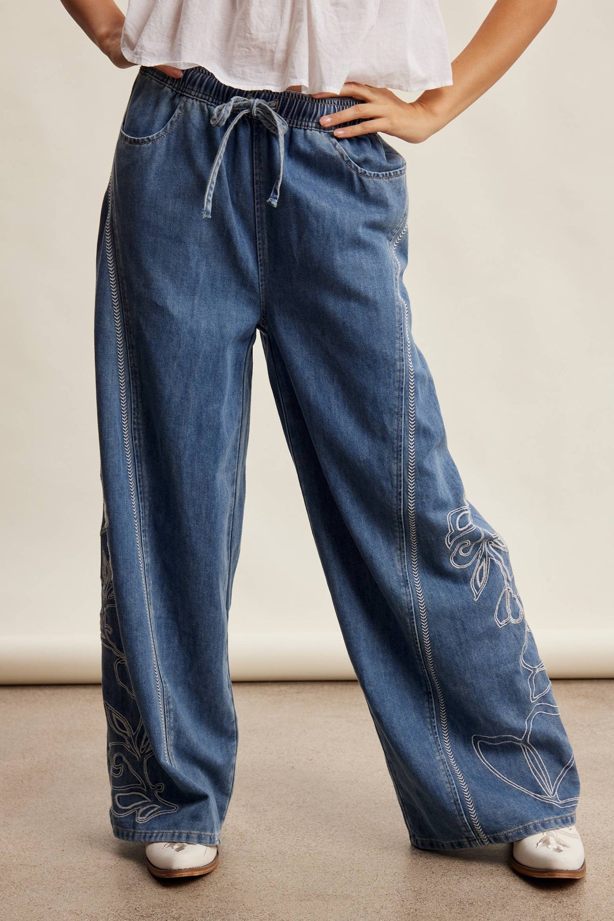 Emma Embroidered Wide Leg Denim Pants ~ Sunwash Blue