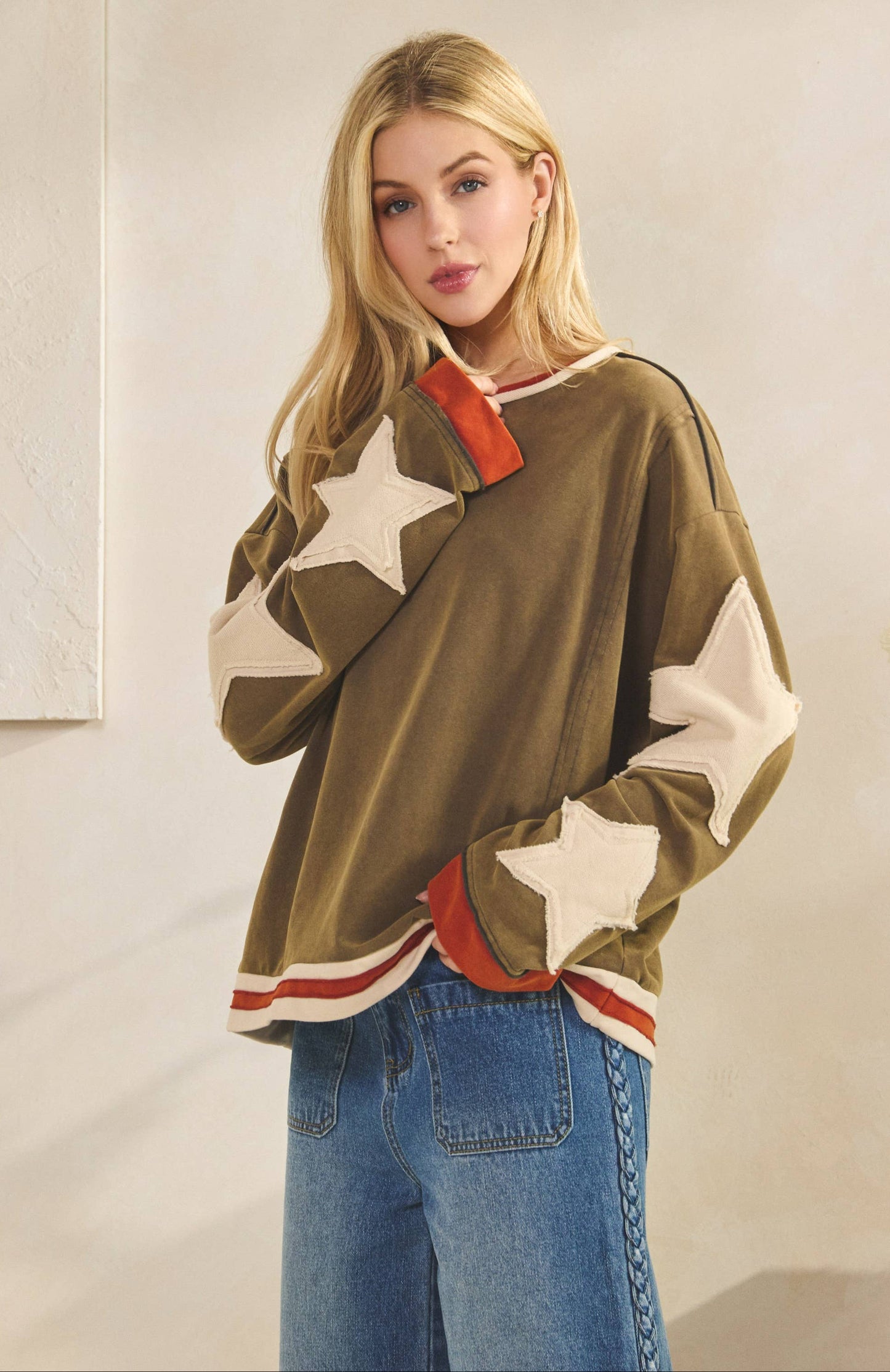 Vivian Vintage Star Patch Pullover ~ Ash