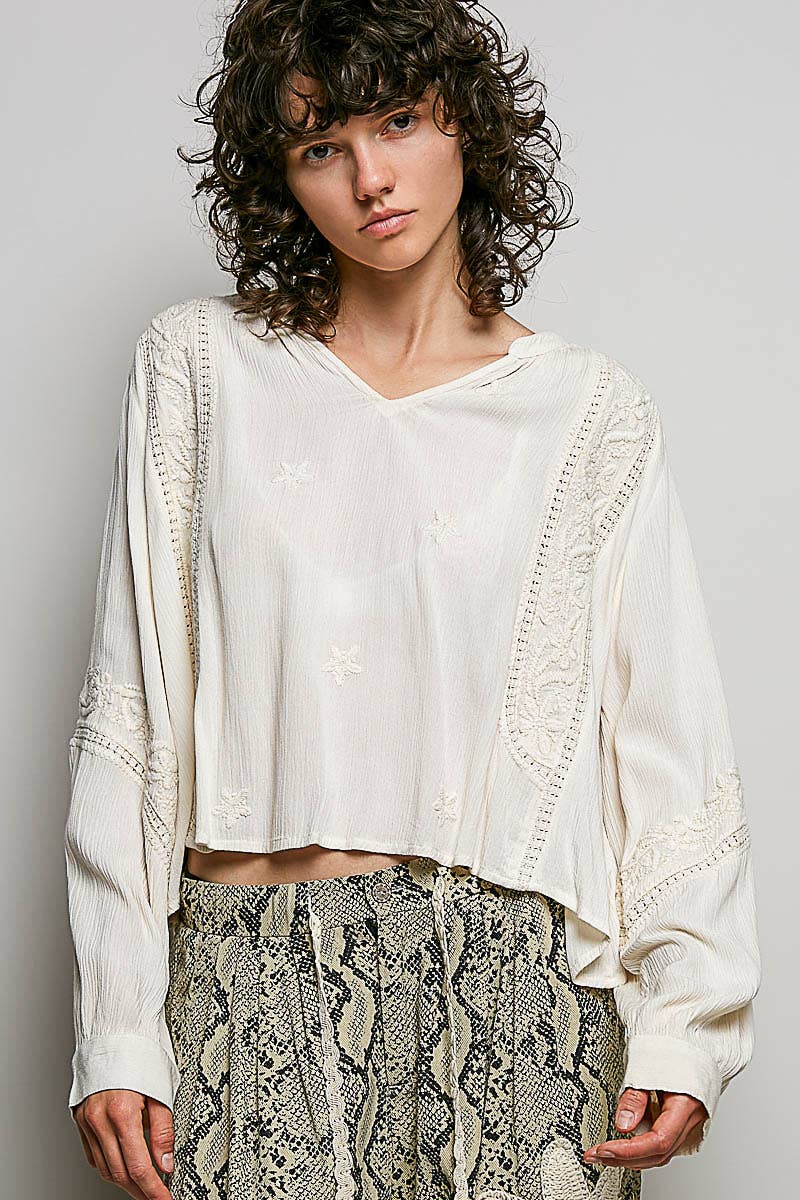 POL Floral Embroidered Woven Top ~ Ivory