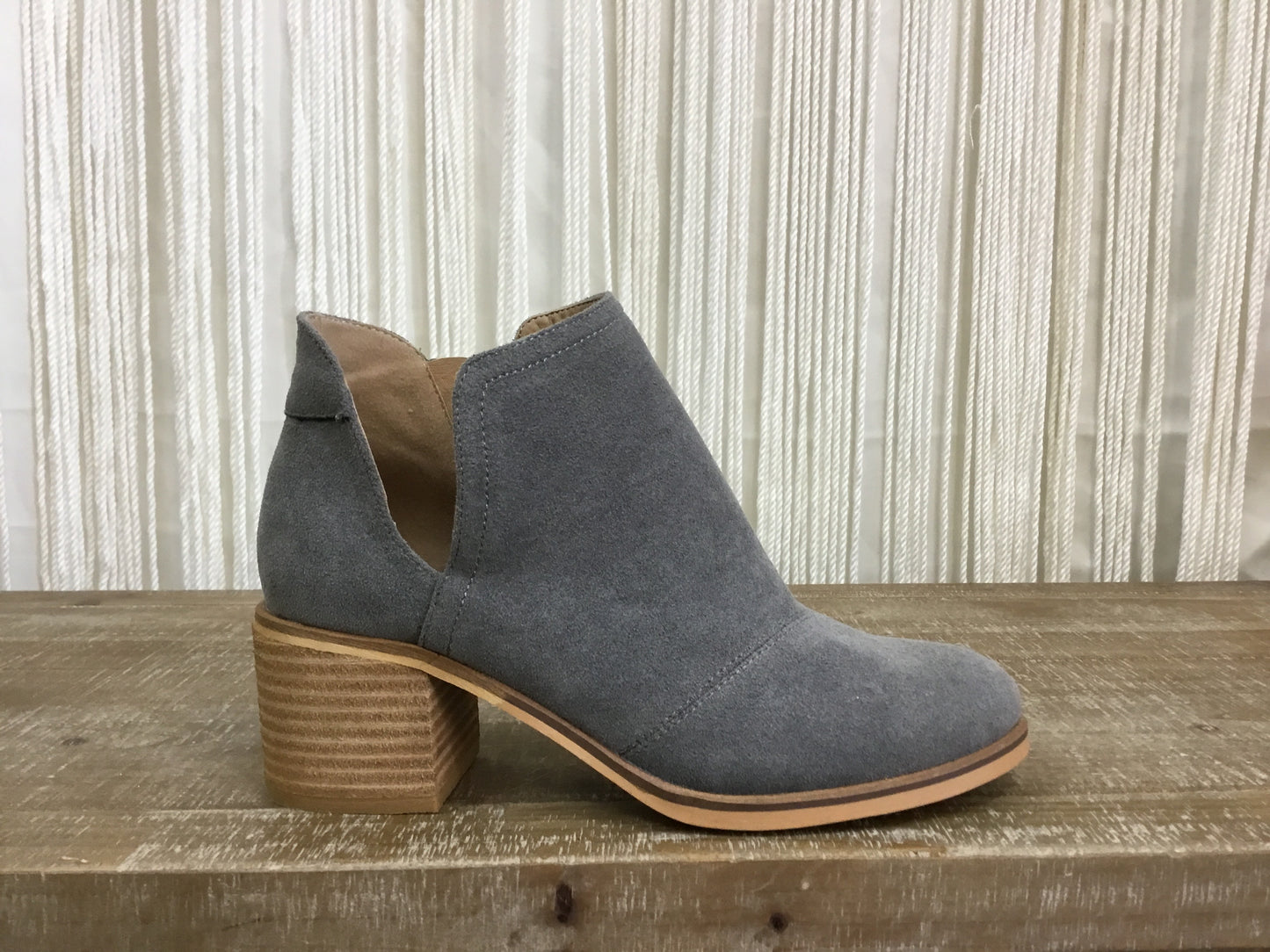 Dambi Side V Bootie ~ Grey