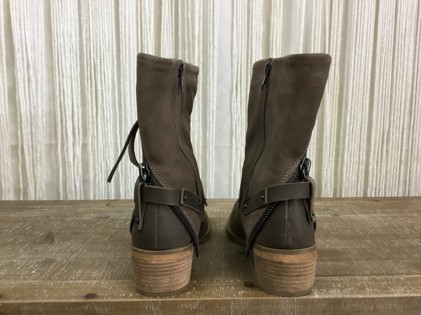 Naughty Monkey Shelley Boot ~ Taupe