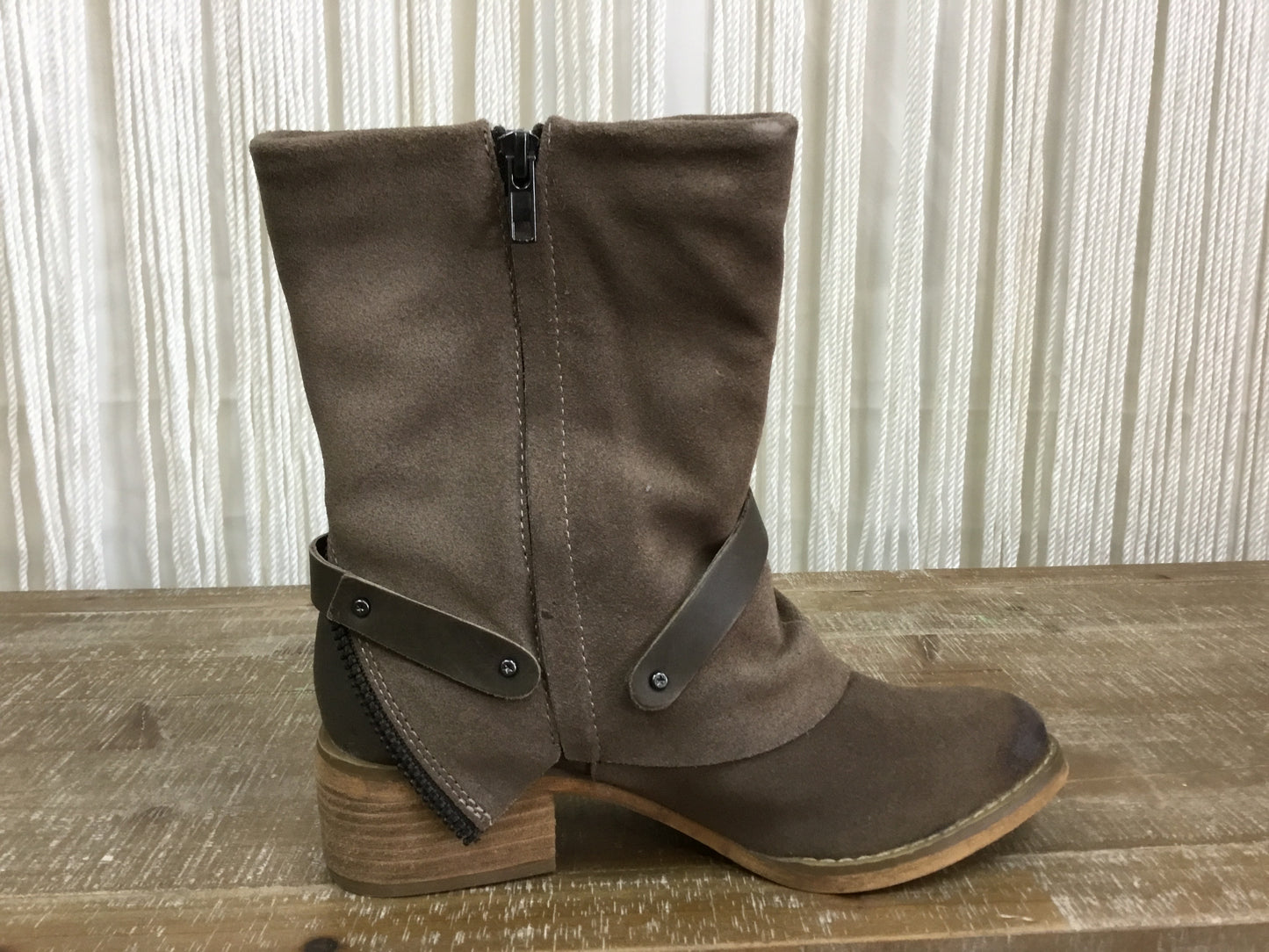 Naughty Monkey Shelley Boot ~ Taupe