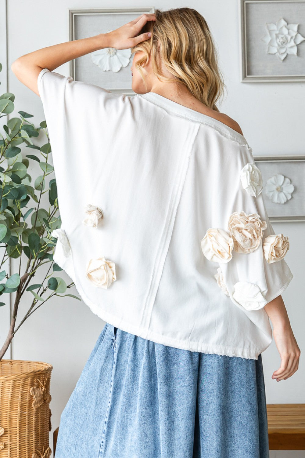 Waverly Washed 3D Flower Woven Top ~ White