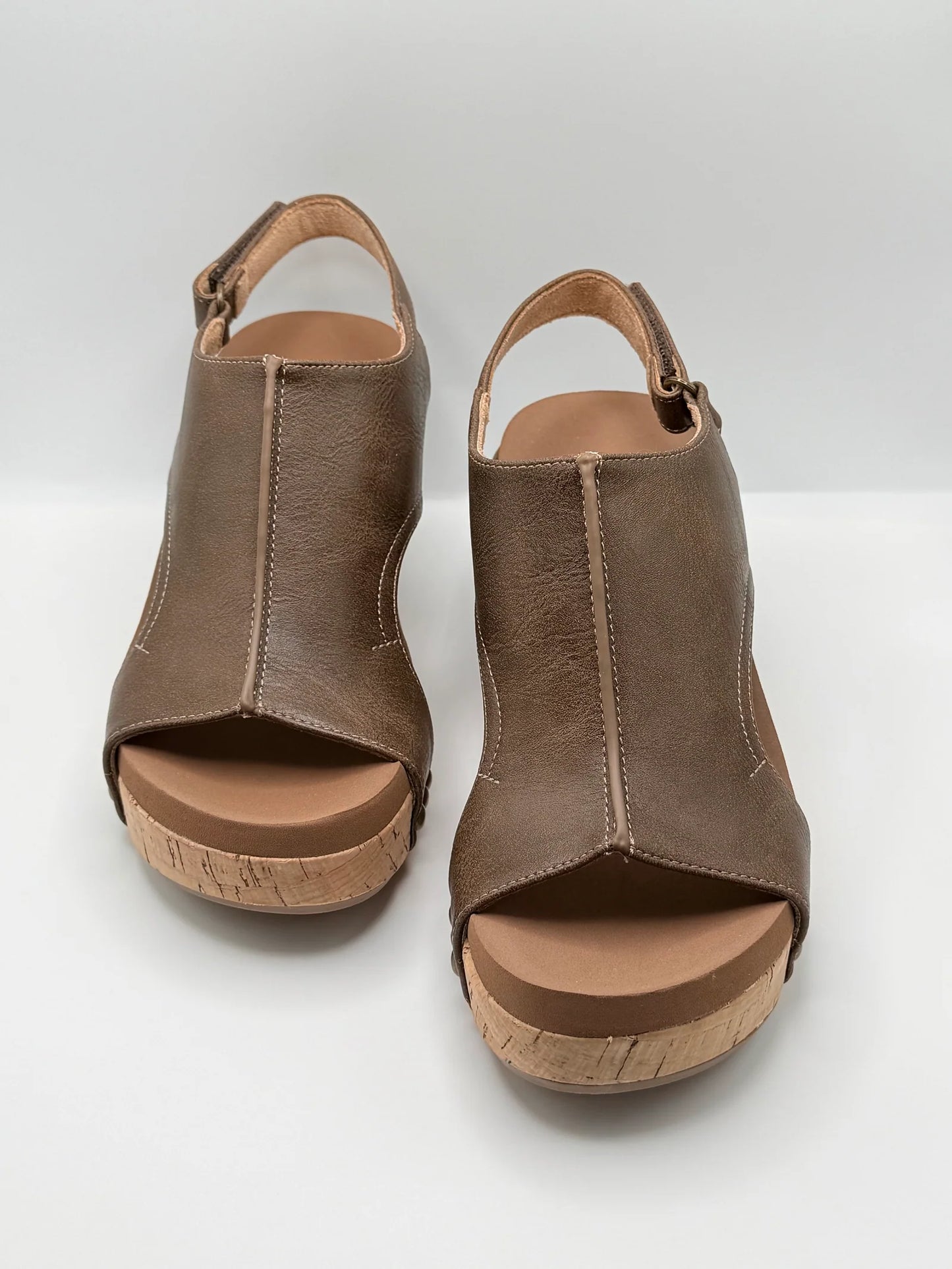 Corky's "Carley" Wedge ~ Chestnut