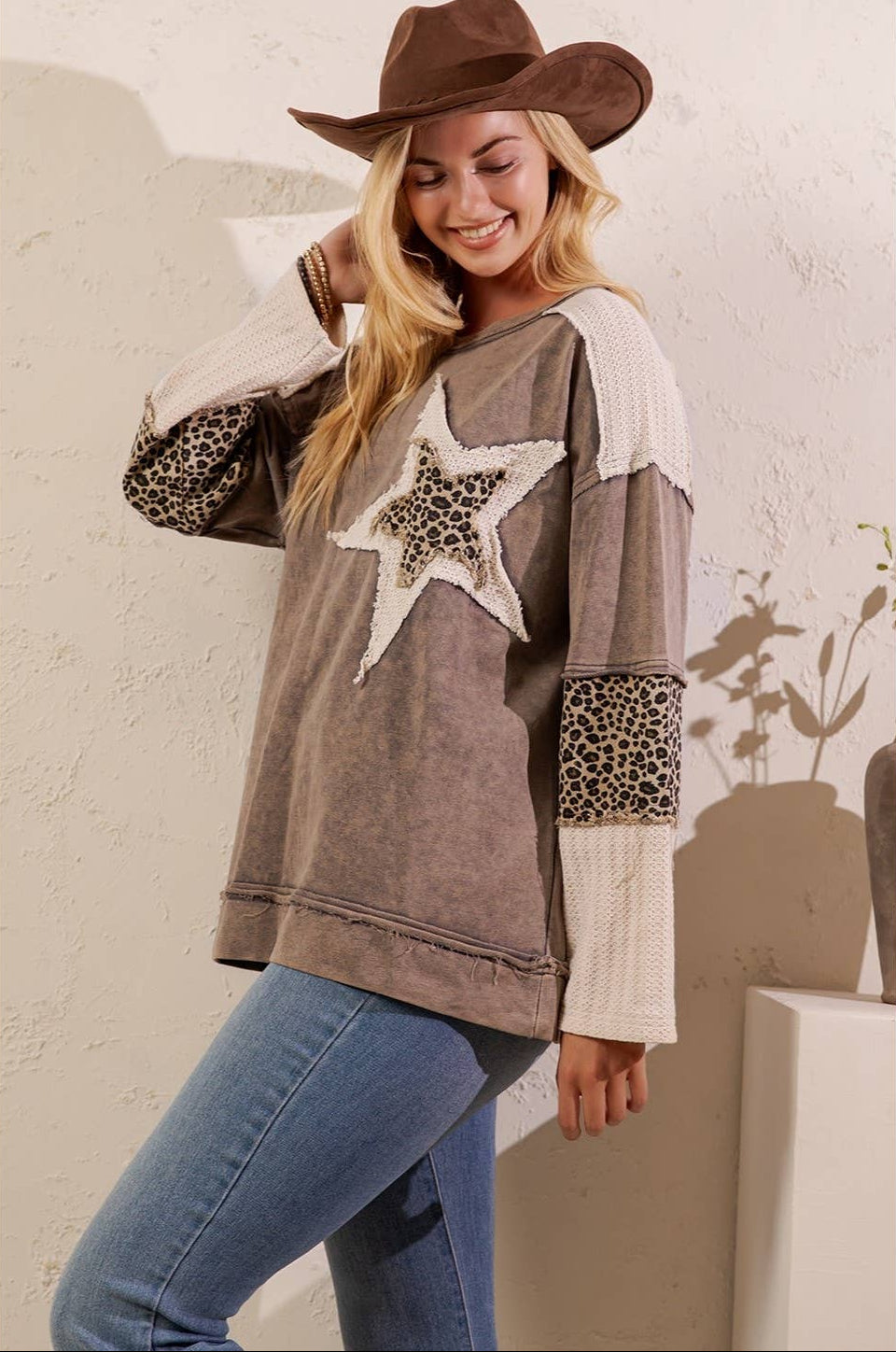 Vicki Vintage Wild Star Pullover ~ Ash