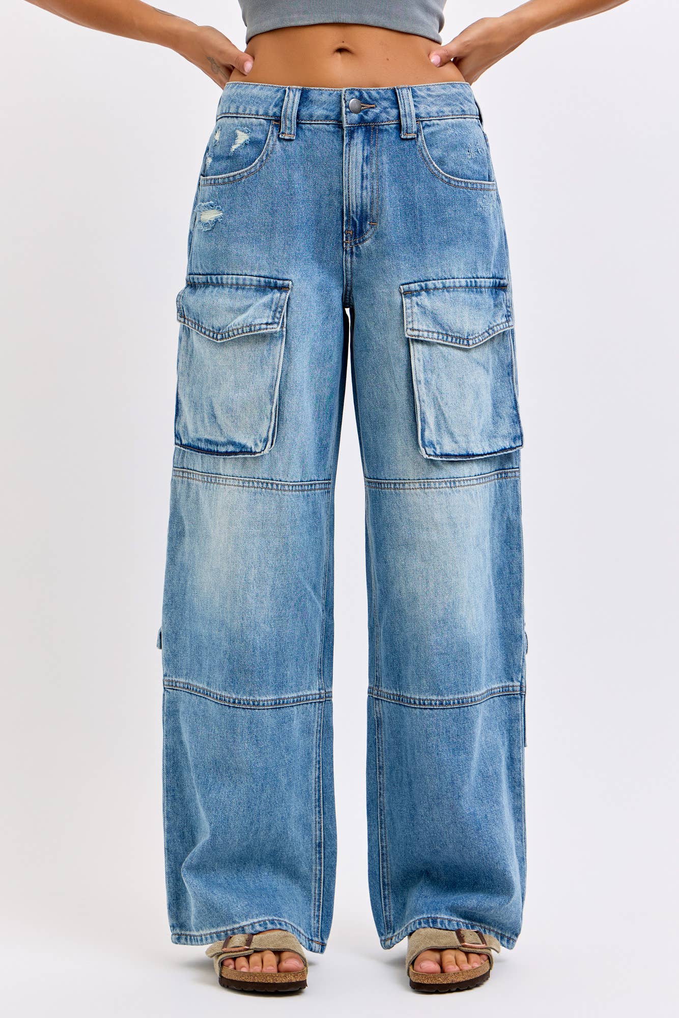 Margo Mid Rise Cargo Pocket Skater Jean ~ Light Denim