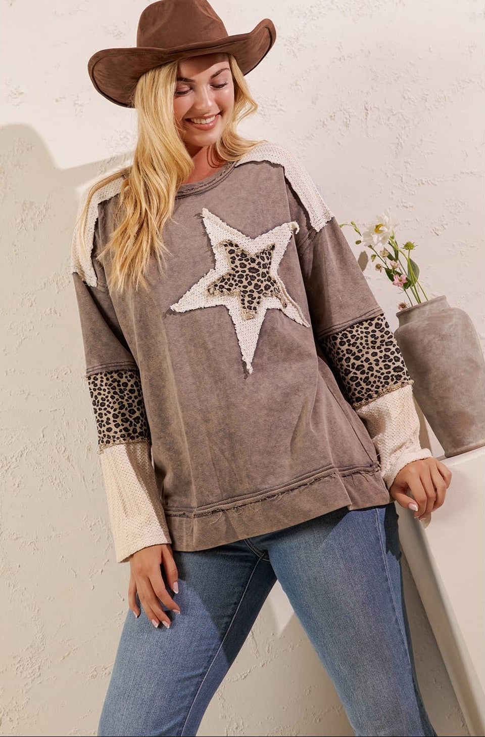 Vicki Vintage Wild Star Pullover ~ Ash