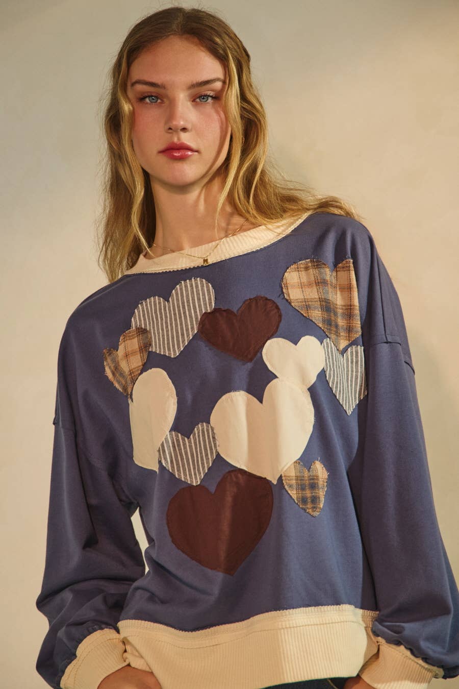 Heather Heart Applique Pullover ~ Navy