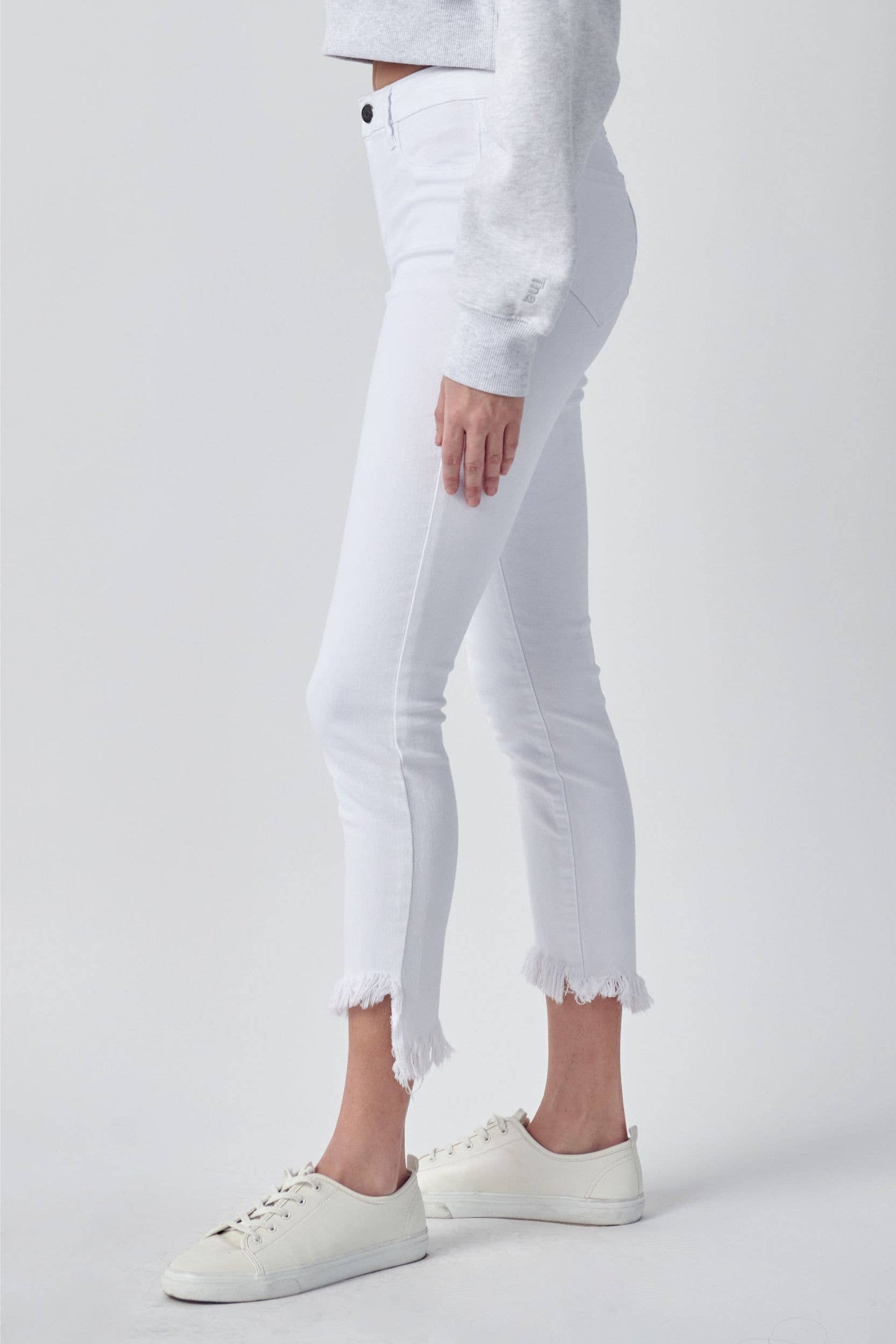 Hailey Mid Rise Fray Hem Crop Skinny Jeans ~ White