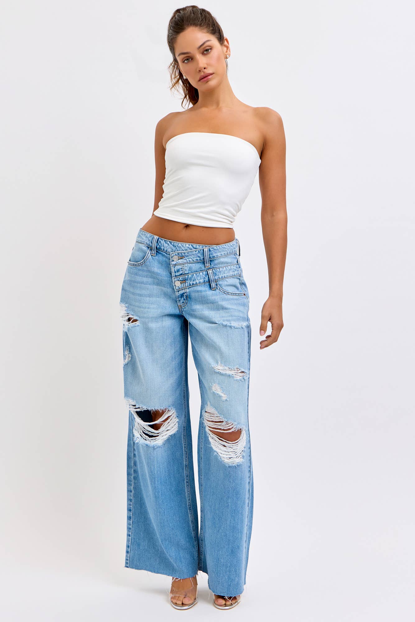 Molly Mid Waist Wide Leg Jeans ~ Light Denim