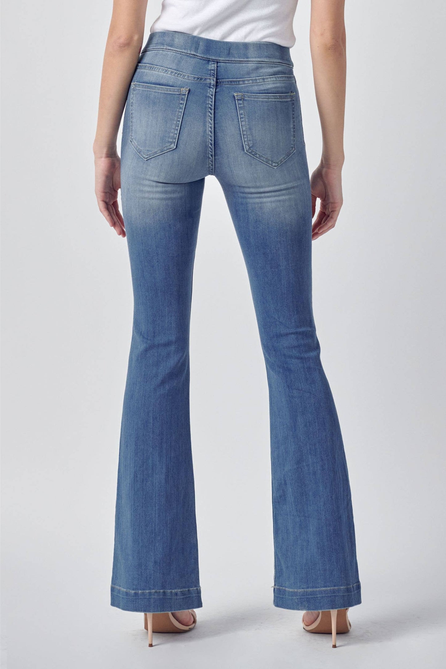 Carlie Pull On Jegging Jeans ~ Medium Denim