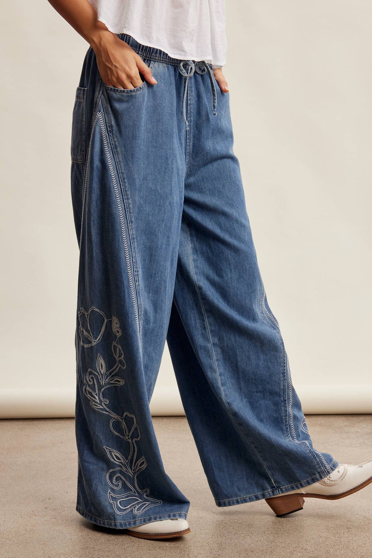 Emma Embroidered Wide Leg Denim Pants ~ Sunwash Blue