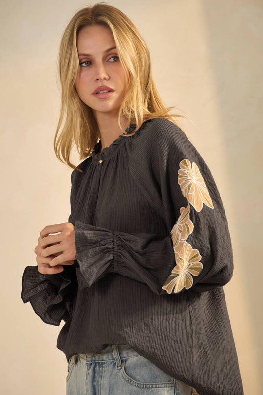 Cassie Crinkled Peasant Blouse ~ Black
