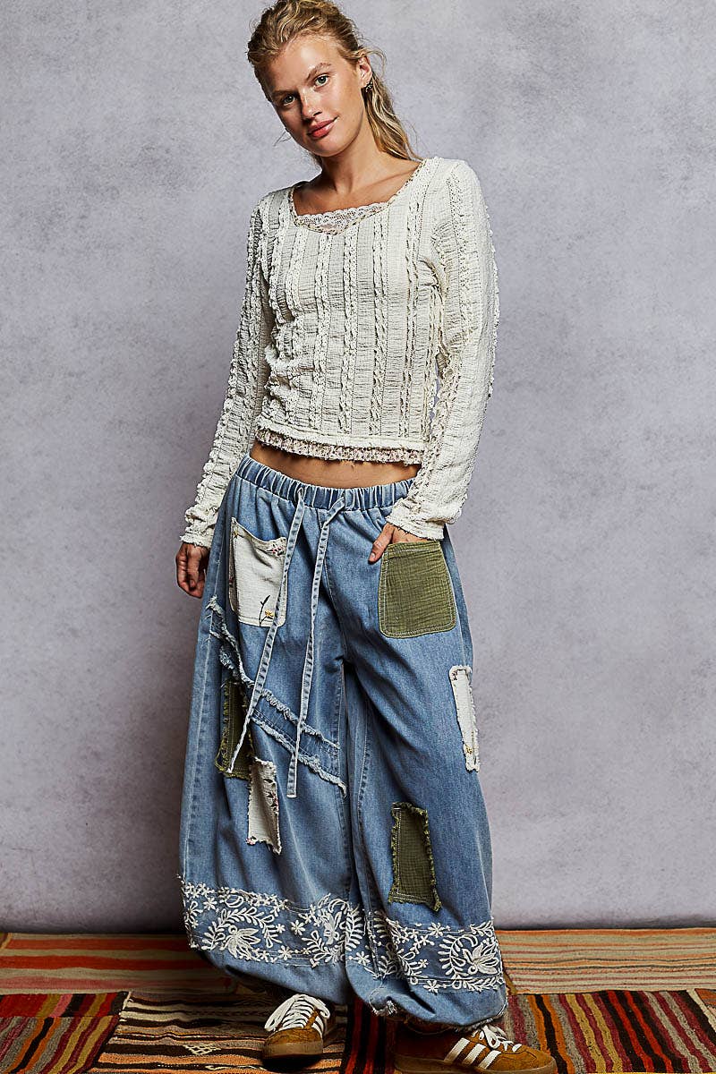 Lola Lace printed Ruffle Knit Top ~ Cream